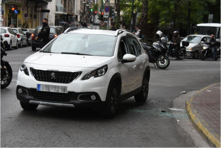 Συναγερμός στο κέντρο της Αθήνας: Καταδίωξη και πυροβολισμοί