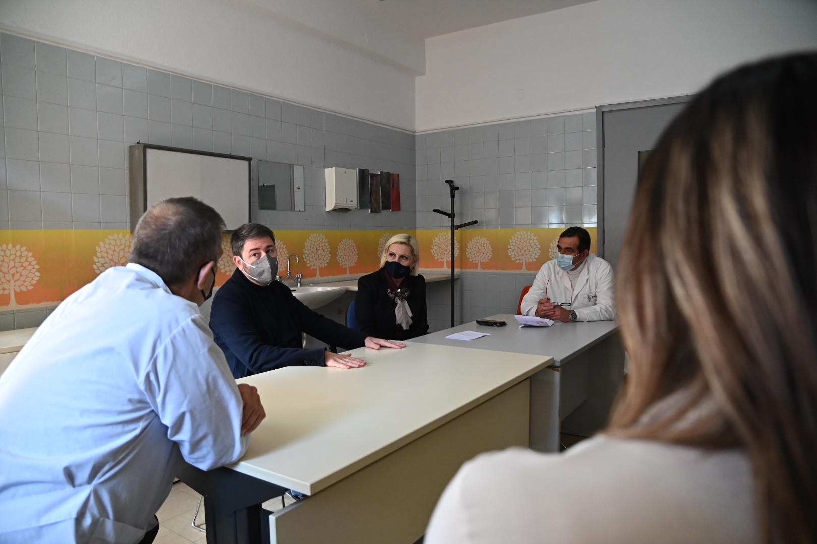Επίσκεψη Ανδρουλάκη στο Κέντρο Υγείας Αλεξάνδρας