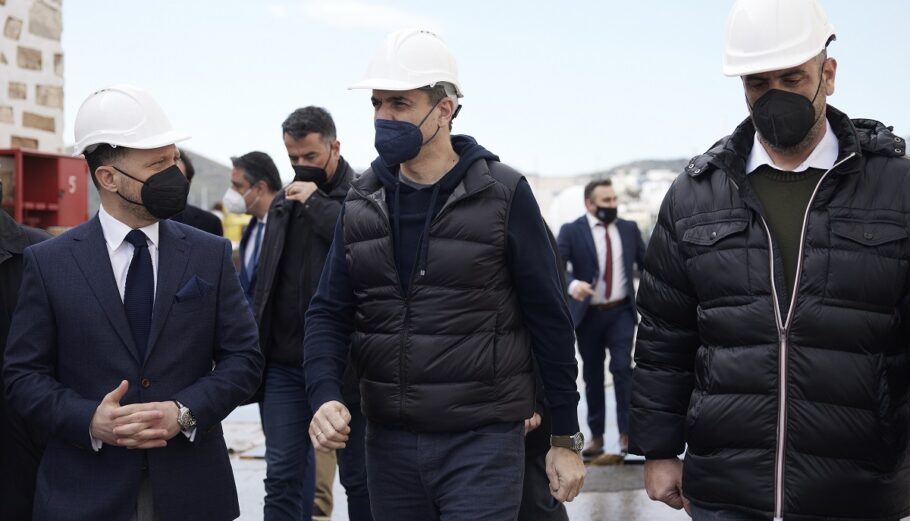 Μητσοτάκης από Σύρο: Παράδειγμα μεγάλης εθνικής επιτυχίας η ανάπτυξη των ναυπηγείων