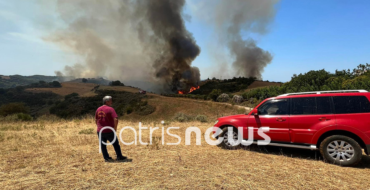 Φωτιά στα Άγναντα Ηλείας: Κοντά στον οικισμό οι φλόγες - Ένας πυροσβέστης τραυματίας