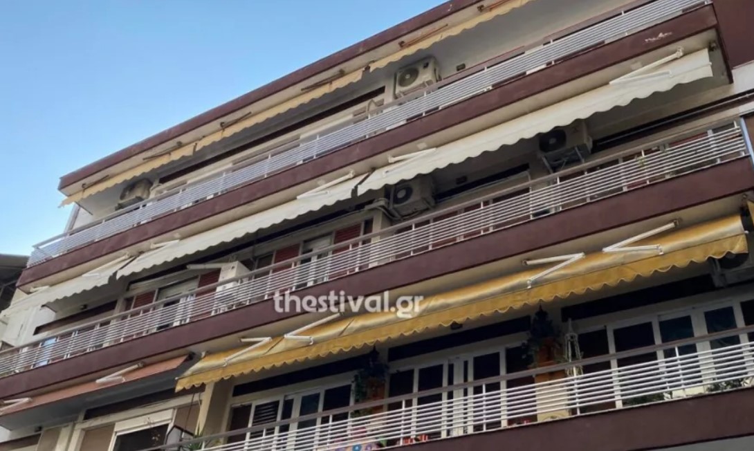 Θεσσαλονίκη: 24χρονη πήδηξε στο κενό από μπαλκόνι δευτέρου ορόφου