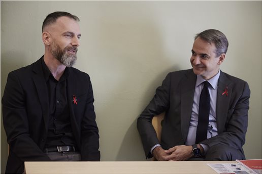 Το «ευχαριστώ» της Δήμητρας που ζει με HIV στον Κυριάκο Μητσοτάκη