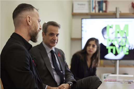Το «ευχαριστώ» της Δήμητρας που ζει με HIV στον Κυριάκο Μητσοτάκη