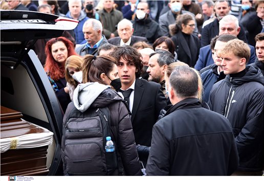 Σε κλίμα βαθιάς θλίψης και οδύνης το «τελευταίο αντίο» στον Παναγιώτη Τζένο
