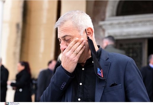 Σε κλίμα βαθιάς θλίψης και οδύνης το «τελευταίο αντίο» στον Παναγιώτη Τζένο