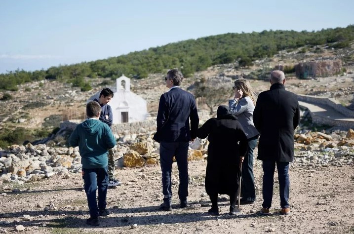 Τα μηνύματα Μητσοτάκη στην Τουρκία – Φωτορεπορτάζ από την επίσκεψη του Πρωθυπουργού στη Γαύδο