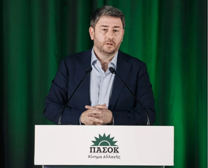Στην Σητεία μίλησε το βράδυ ο Νίκος Ανδρουλάκης, στο πλαίσιο της περιοδείας του στην Κρήτη.