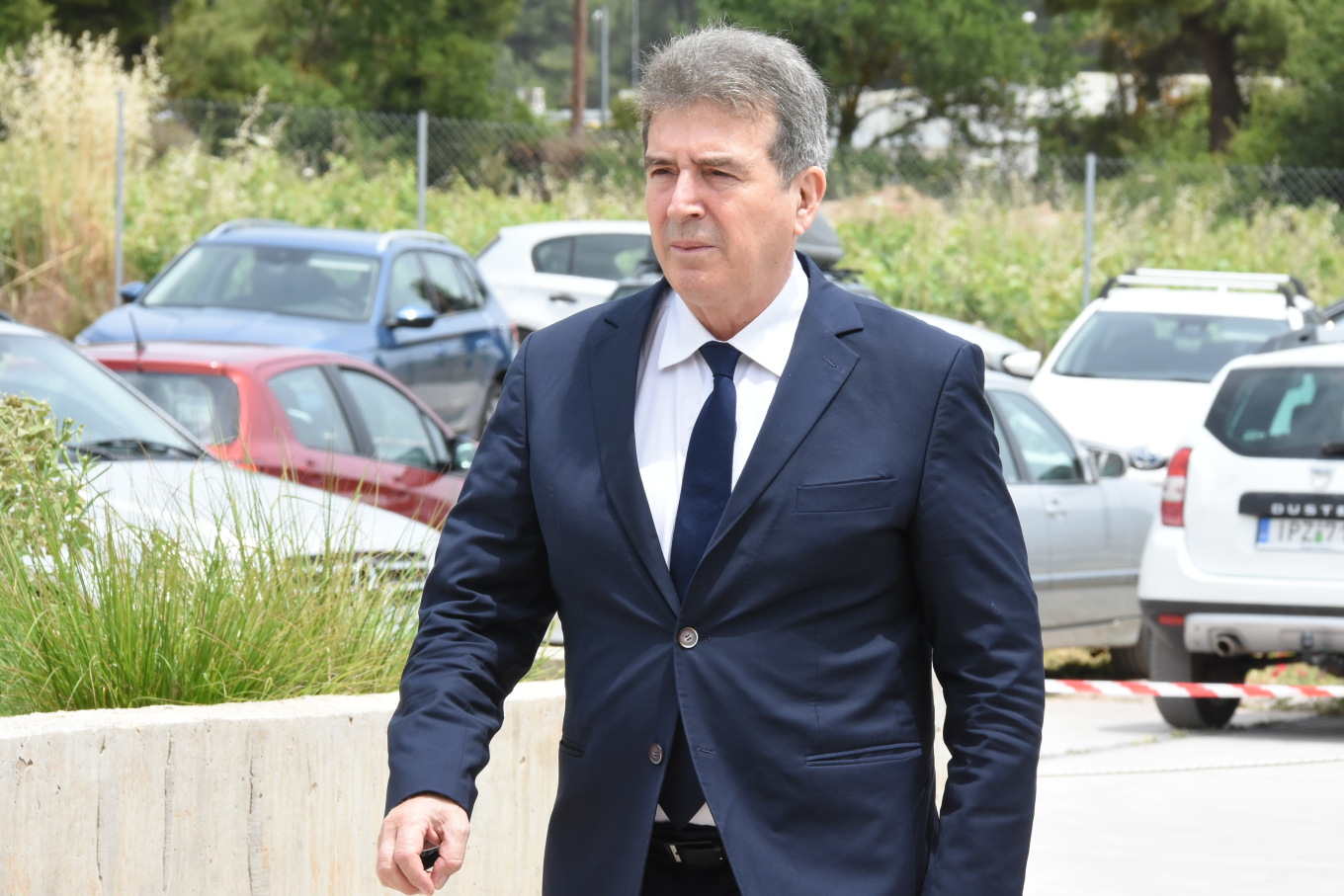 Στο αποτεφρωτήριο της Ριτσώνας είπαν συγγενείς, φίλοι και συνεργάτες το τελευταίο αντίο στον Θεόδωρο Πάγκαλο.