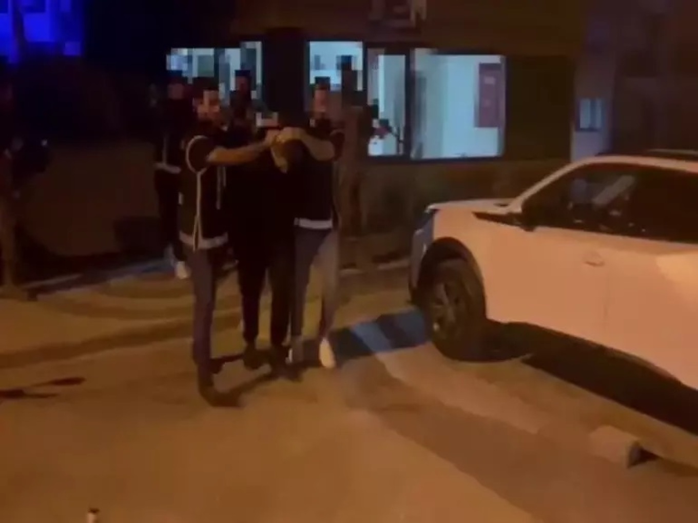  Edit media Συνελήφθησαν δέκα Τούρκοι στην Κωνσταντινούπολη για το μακελειό στη Λούτσα