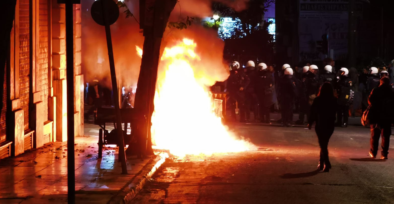 Επεισόδια μετά τις πορείες σε Αθήνα και Θεσσαλονίκη