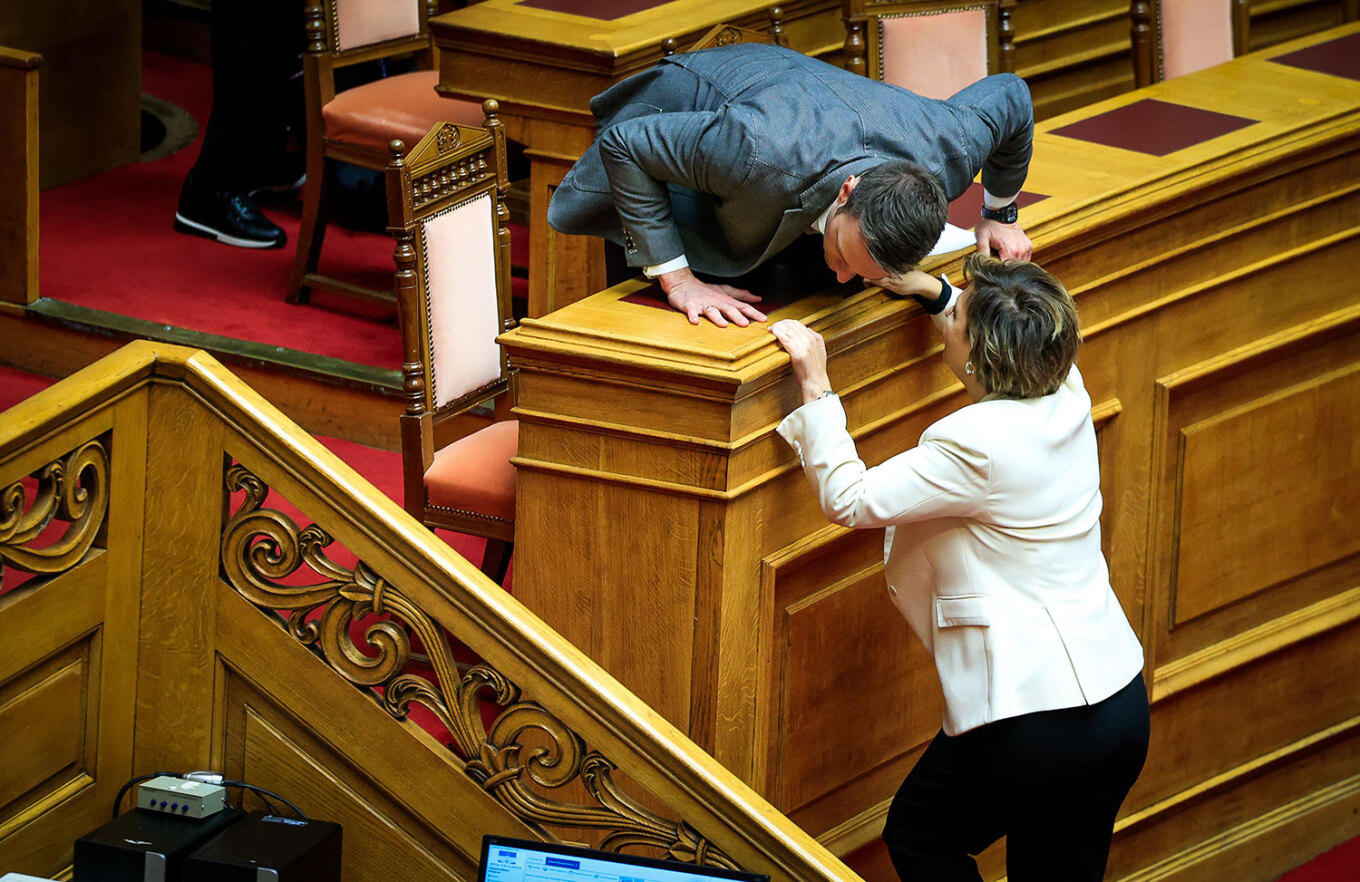 Κασσελάκης: Στη Βουλή για τη συζήτηση για τον γάμο των ομόφυλων ζευγαριών