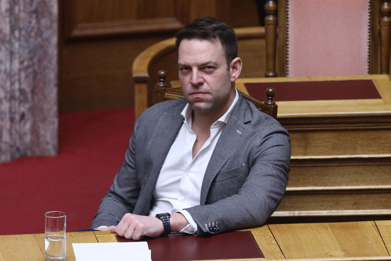 Κασσελάκης: Στη Βουλή για τη συζήτηση για τον γάμο των ομόφυλων ζευγαριών