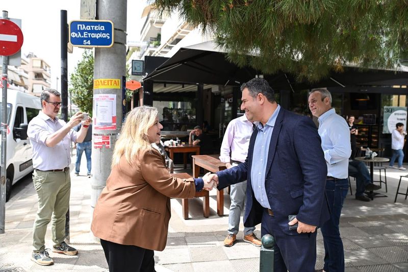 Ν.Δ.: Επίσκεψη της Μαρίας Συρεγγέλα στο Παλαιό Φάληρο