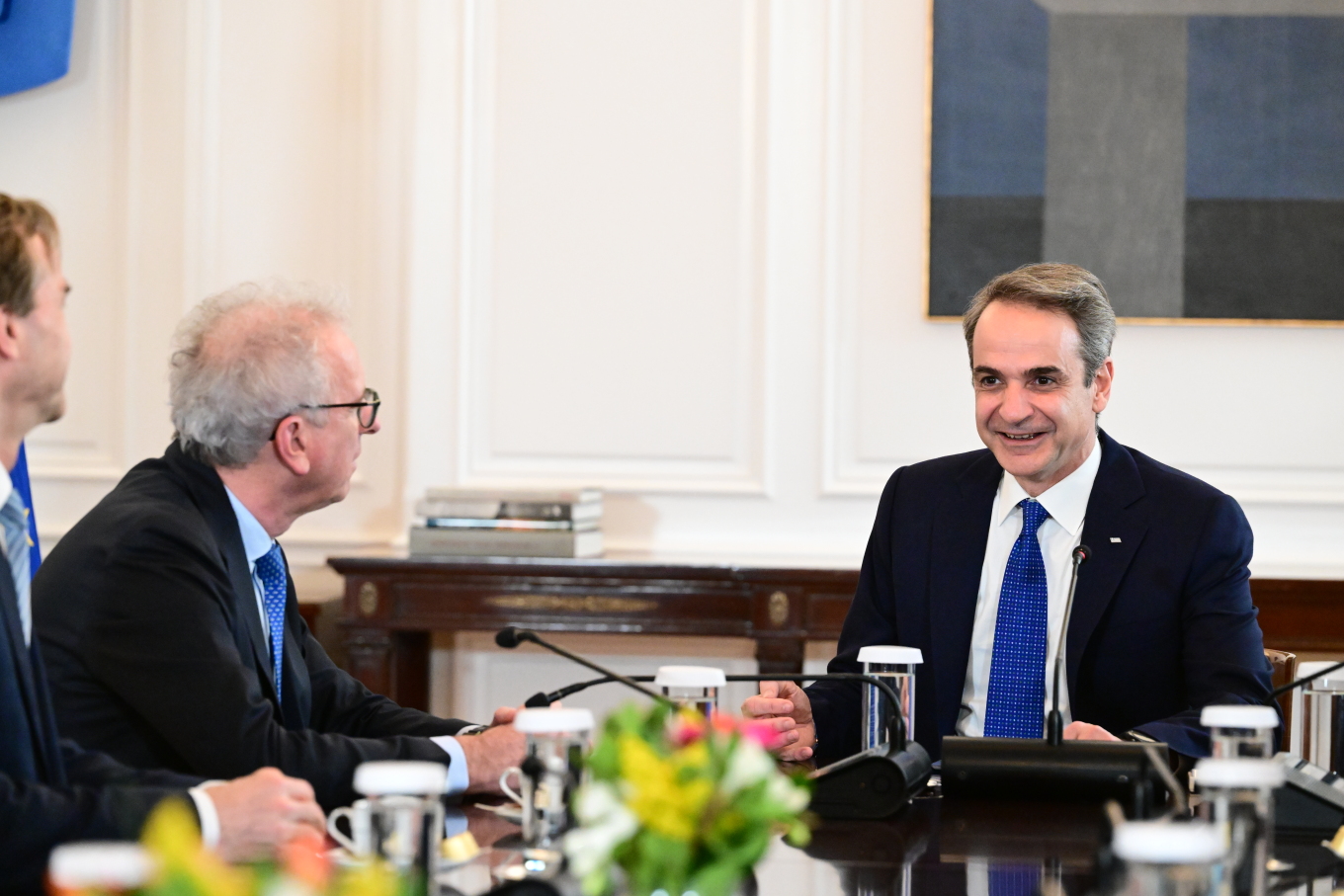 Συνάντηση Μητσοτάκη με τον επικεφαλής του ESM
