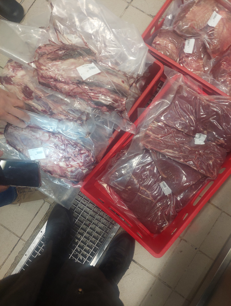 Κατασχέθηκαν 11 τόνοι ακατάλληλου κρέατος