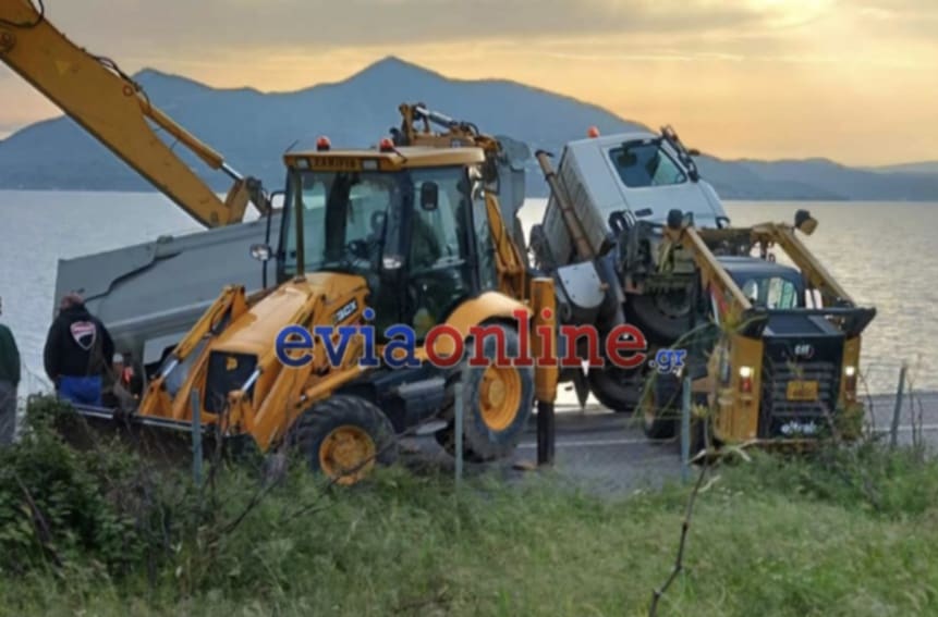 Εύβοια: Άνοιξε ο δρόμος… και κατάπιε φορτηγό σε παραλιακή οδό