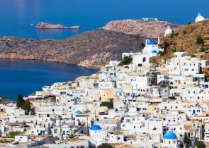 Ποια ελληνικά νησιά «υμνεί» η ιταλική «Elle»
