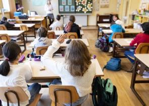 Προσλήψεις 5.500 εκπαιδευτικών ανακοίνωσε η υφυπουργός Παιδείας