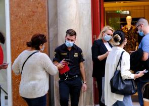 Μπαράζ ελέγχων σε όλη τη χώρα και λουκέτο 60 ημερών σε κλαμπ στο Γκάζι