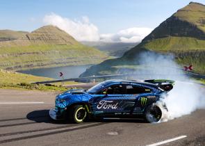 Drift με το πιο «τρελό» ηλεκτρικό Mustang (video)
