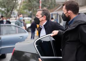 Ο Τσίπρας και το επικίνδυνο παιχνίδι με το αντιεμβολιαστικό κίνημα