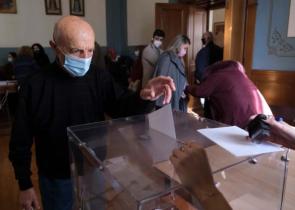 Εκλογές ΚΙΝΑΛ – Σαρωτικό προβάδισμα Ανδρουλάκη δείχνει η Κρήτη