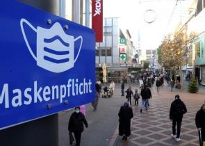 Γερμανία: Δραματική πρόβλεψη για 240.000 κρούσματα ημερησίως έως τον Μάρτιο