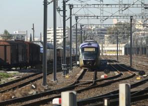 Προαστιακός: Με αμαξοστοιχίες και λεωφορεία τα δρομολόγια Αθήνα-Χαλκίδα