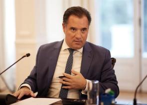 Γεωργιάδης: «Εξετάζουμε μείωση ΦΠΑ σε σειρά προϊόντων»