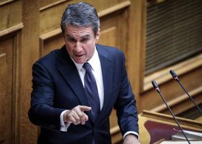Λοβέρδος: «Ο τριπλός εμβολιασμός η καλύτερη ασπίδα απέναντι στον κορωνοϊό»