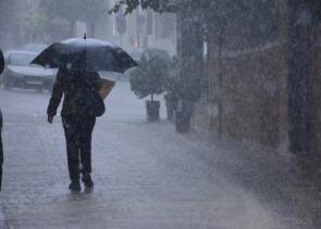 Πού αναμένονται βροχές και καταιγίδες αύριο (χάρτης)