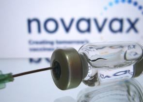 Θεμιστοκλέους: Ξεκινούν οι εμβολιασμοί με Novavax