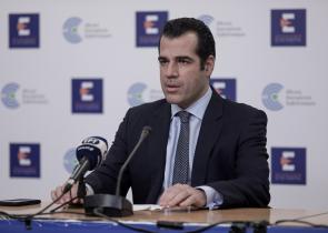 Πλεύρης: «Πιθανή η αναστολή εργασίας των ανεμβολίαστων υγειονομικών και το 2022»