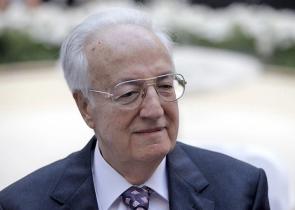 Former president Christos Sartzetakis dies at 93