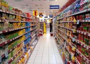 Το κύμα ακρίβειας σαρώνει την αγορά και εκτροχιάζει τους προϋπολογισμούς των νοικοκυριών