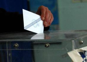 Αι «ειδοί του Μαρτίου» στις δημοσκοπήσεις και οι ενδείξεις ανατροπής