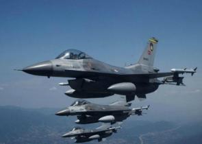 25 violations of Greek airspace reported day after Mitsotakis-Erdogan meeting in Istanbul