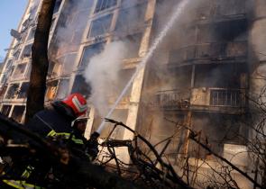 Ουκρανία: Επίθεση στο Κίεβο - Στο στόχαστρο ρωσικών πολεμικών πλοίων η Οδησσός (Videos)