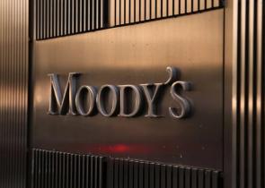 Moody’s: Αναβάθμισε Εθνική, Eurobank και Attica Bank