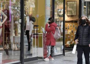 Υποχώρηση της κατανάλωσης και συγκρατημένη αισιοδοξία στο οργανωμένο λιανεμπόριο