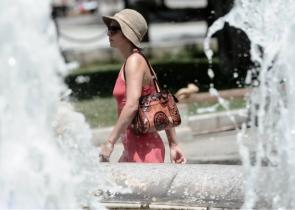 Πρώτο «κύμα» καύσωνα σήμερα, μέχρι 37 βαθμούς το θερμόμετρο (εικόνες)
