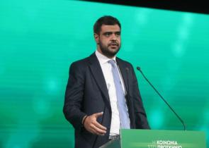 Παύλος Μαρινάκης στο συνέδριο ΠΑΣΟΚ-ΚΙΝΑΛ: «Ζητάμε ισχυρή εντολή και αυτοδυναμία»