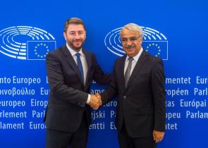 Ανδρουλάκης: «Η Ε.Ε. πρέπει να σταθεί με απόλυτο τρόπο απέναντι στην αυταρχικότητα Ερντογάν» (Photos)