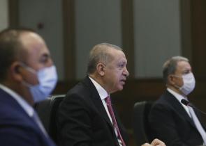 ΟΧΙ στον πόλεμο, ΝΑΙ σε συντριπτική «απάντηση» στους επίδοξους εισβολείς