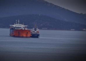 Στο λιμάνι του Πειραιά αναμένεται να καταπλεύσει το ρωσικό τάνκερ «Lana»