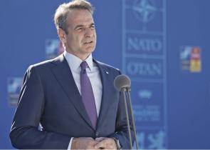 Μητσοτάκης στη Σύνοδο του ΝΑΤΟ: «Οι κυρώσεις να εφαρμόζονται από όλους»