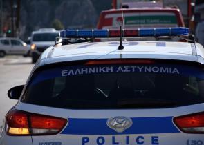Χαϊδάρι: Δυο καλάσνικοφ και γεμιστήρες με 90 σφαίρες βρέθηκαν σε όχημα πρώην βαρυποινίτη
