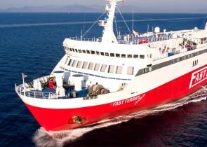 Μηχανική βλάβη στο «Fast Ferries Andros» με 446 επιβάτες - Επιστρέφει στη Ραφήνα