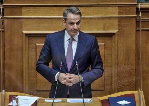 Σταράτες κουβέντες Μητσοτάκη: «Εγώ δεν κάνω πίσω και οι Έλληνες δεν γυρίζουν πίσω»
