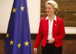 Στο Κίεβο η Ούρσουλα φον ντερ Λάιεν, θα μιλήσει στο ουκρανικό κοινοβούλιο